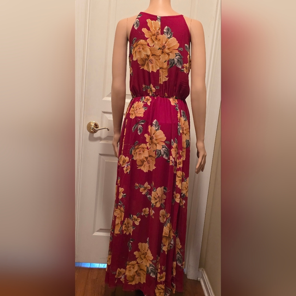 Elegant Floral Maxi Dress in Red and Yellow - Picture 3 of 7